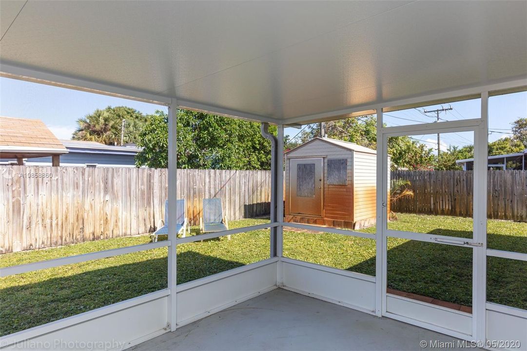 Recently Sold: $254,000 (3 beds, 2 baths, 1224 Square Feet)