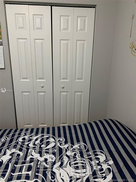 Vendido Recientemente: $224,900 (2 camas, 2 baños, 1272 Pies cuadrados)