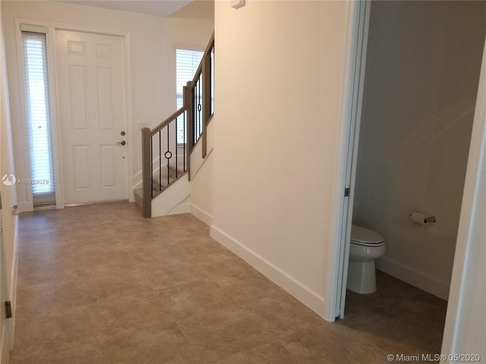 Recently Sold: $482,500 (3 beds, 2 baths, 2362 Square Feet)
