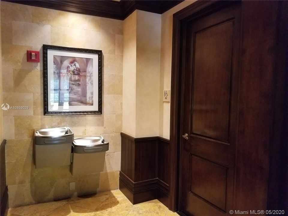 Recently Sold: $482,500 (3 beds, 2 baths, 2362 Square Feet)