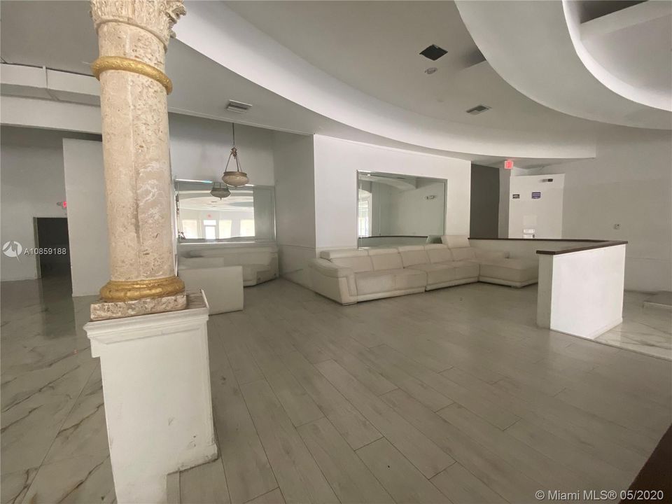 Recently Rented: $10,000 (0 beds, 0 baths, 0 Square Feet)