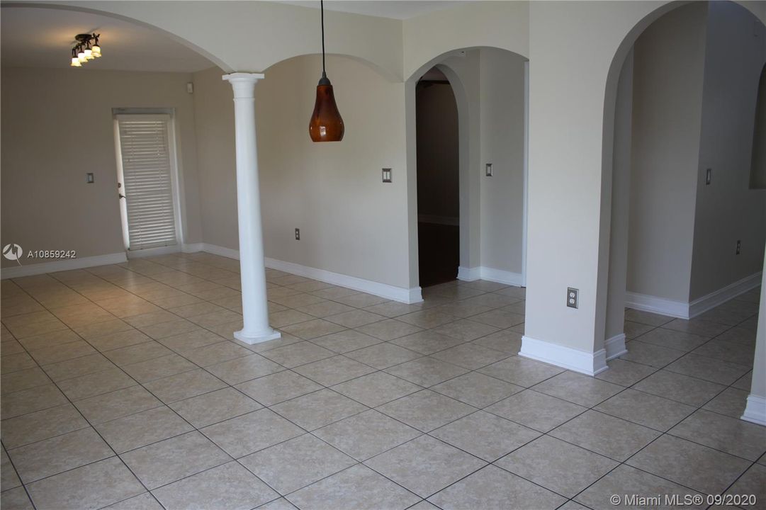 Recently Sold: $274,900 (4 beds, 2 baths, 2320 Square Feet)