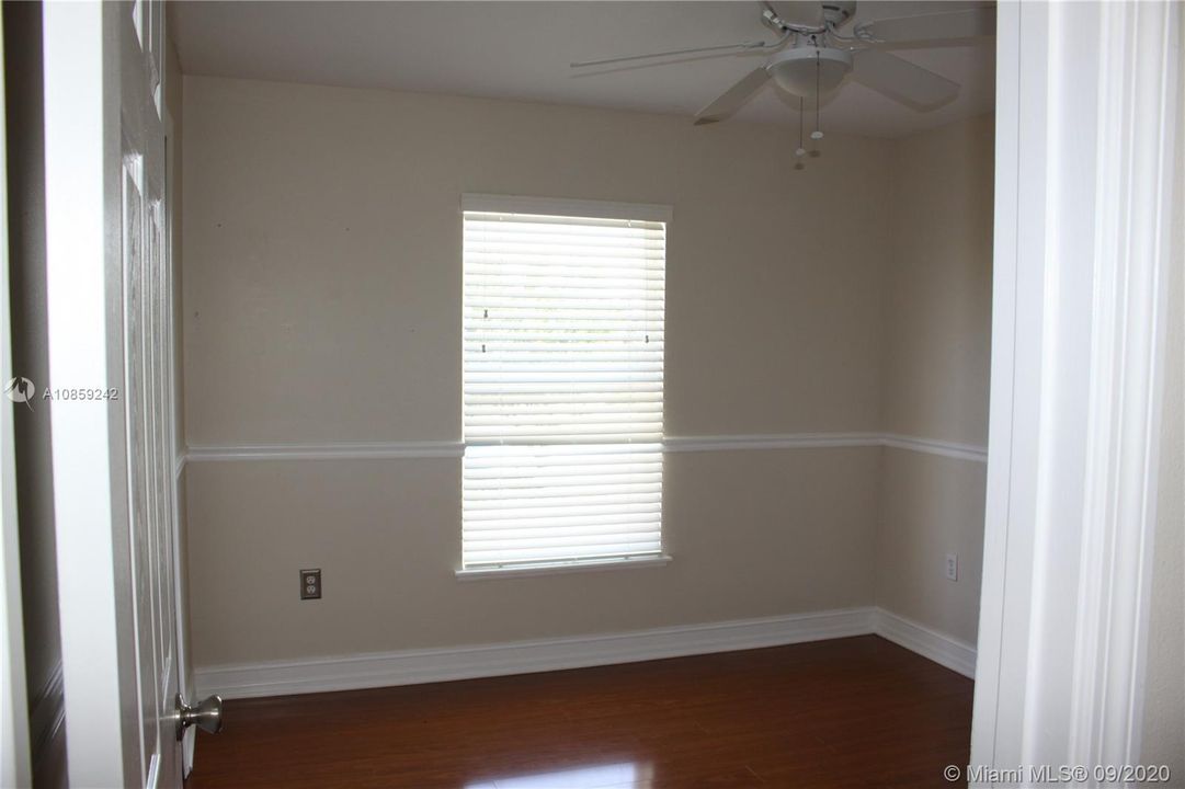 Recently Sold: $274,900 (4 beds, 2 baths, 2320 Square Feet)