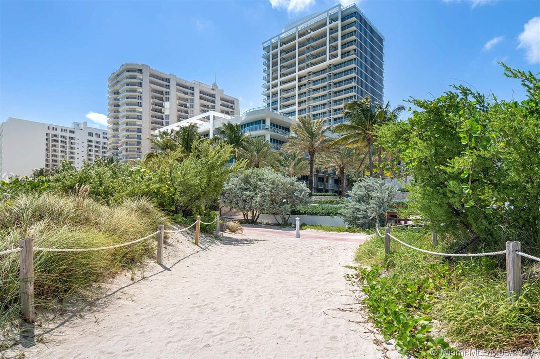Recently Rented: $5,000 (2 beds, 2 baths, 1288 Square Feet)
