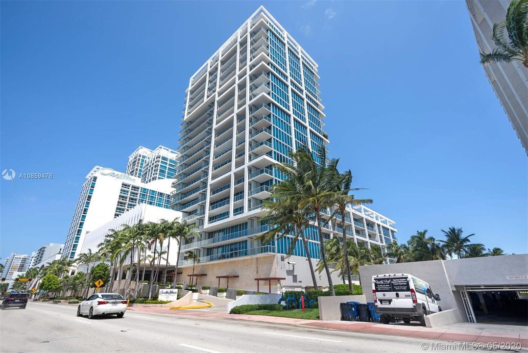 Recently Rented: $5,000 (2 beds, 2 baths, 1288 Square Feet)