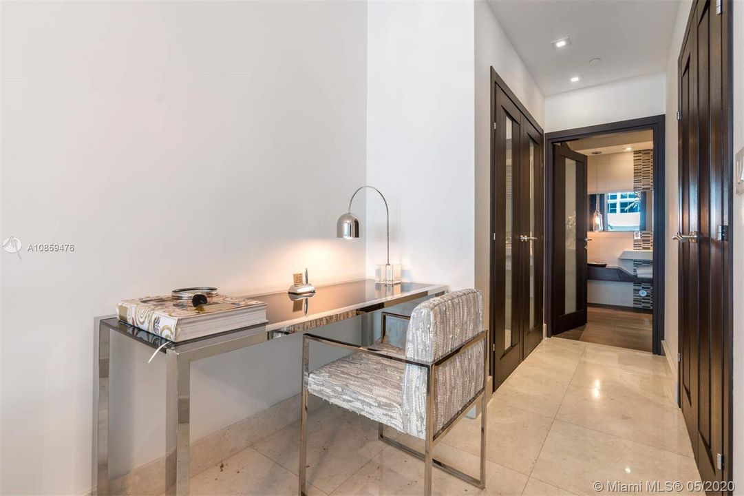 Recently Rented: $5,000 (2 beds, 2 baths, 1288 Square Feet)
