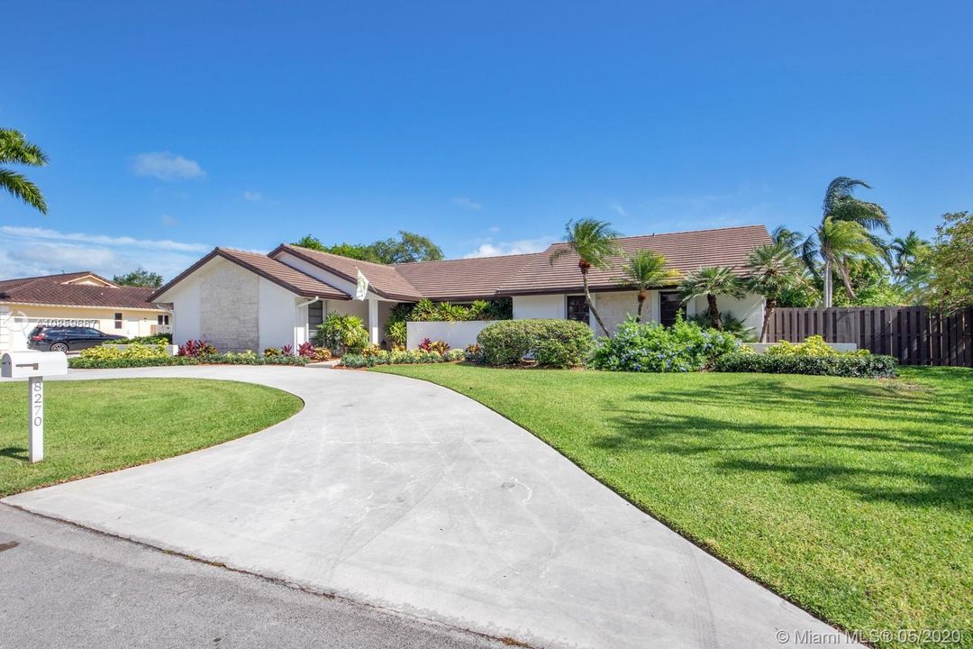 Recently Sold: $599,997 (4 beds, 3 baths, 2804 Square Feet)