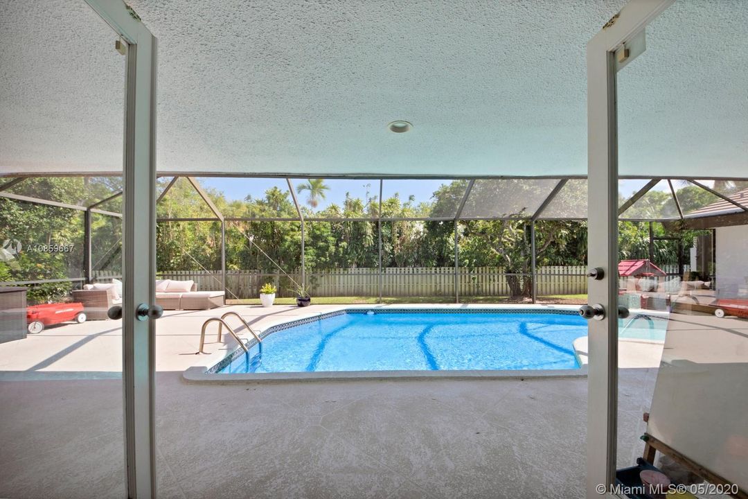 ENTRANCE POOL VIEW