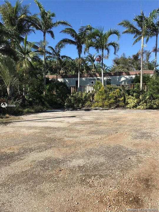 Recently Sold: $1,900,000 (0 beds, 0 baths, 0 Square Feet)