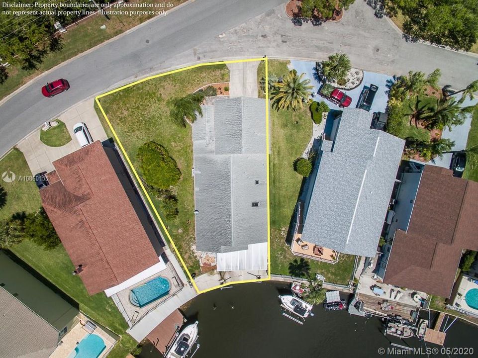 Recently Sold: $435,000 (3 beds, 2 baths, 2484 Square Feet)