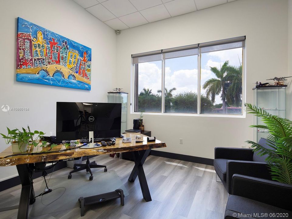 Vendido Recientemente: $2,200,000 (0 camas, 0 baños, 6300 Pies cuadrados)