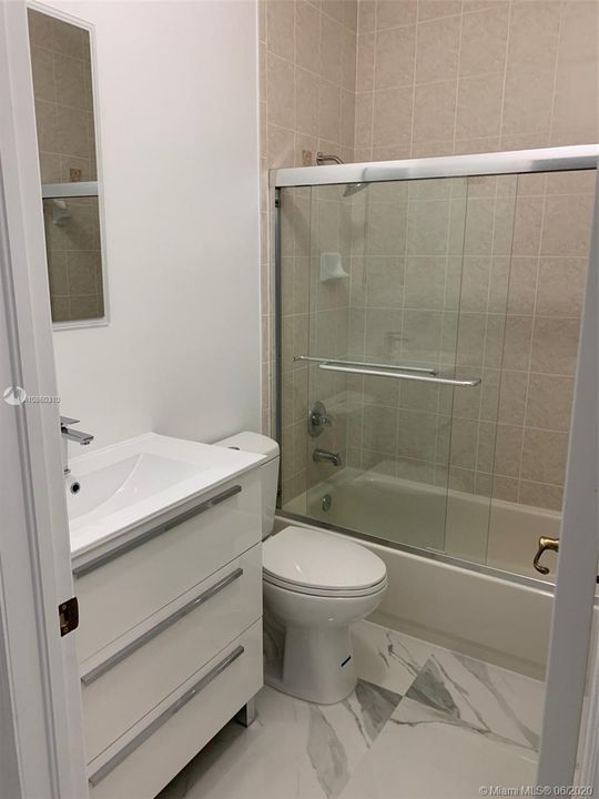 Recientemente alquilado: $3,600 (4 camas, 3 baños, 2304 Pies cuadrados)