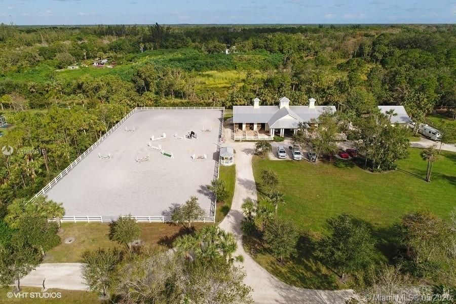 Vendido Recientemente: $2,950,000 (5 camas, 5 baños, 7434 Pies cuadrados)