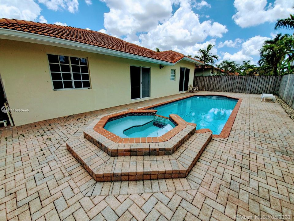 Pool and Jacuzzi