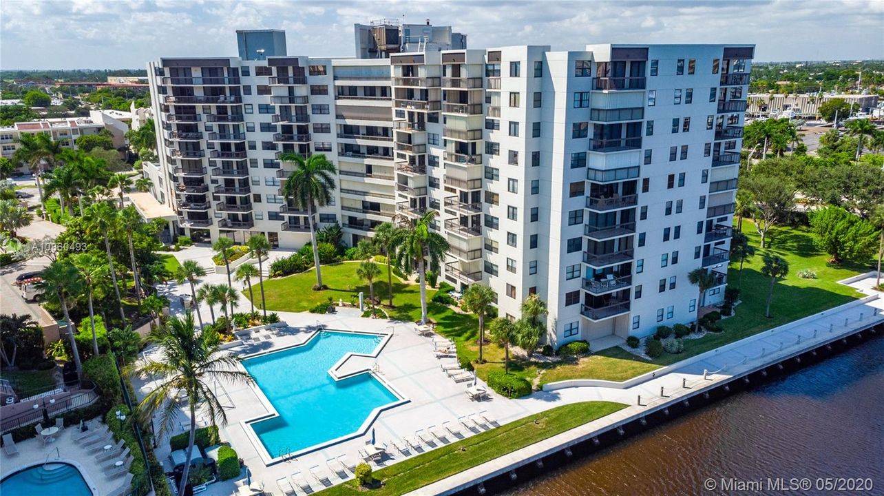 Недавно продано: $535,000 (2 спален, 2 ванн, 1433 Квадратных фут)