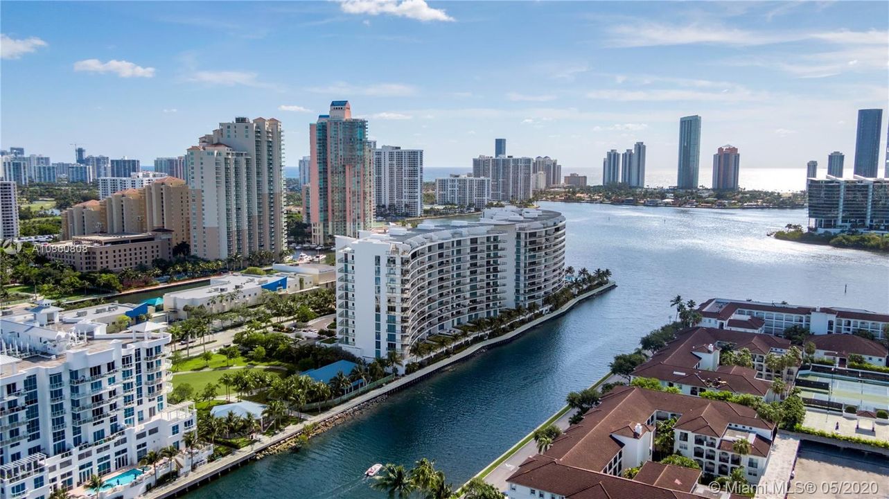 Panoramic Views of Ocean, Intracoastal and Bay Area