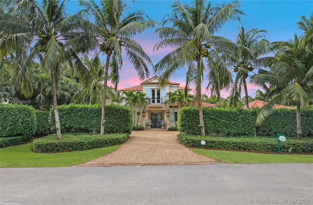 Recently Sold: $3,850,000 (5 beds, 6 baths, 3625 Square Feet)