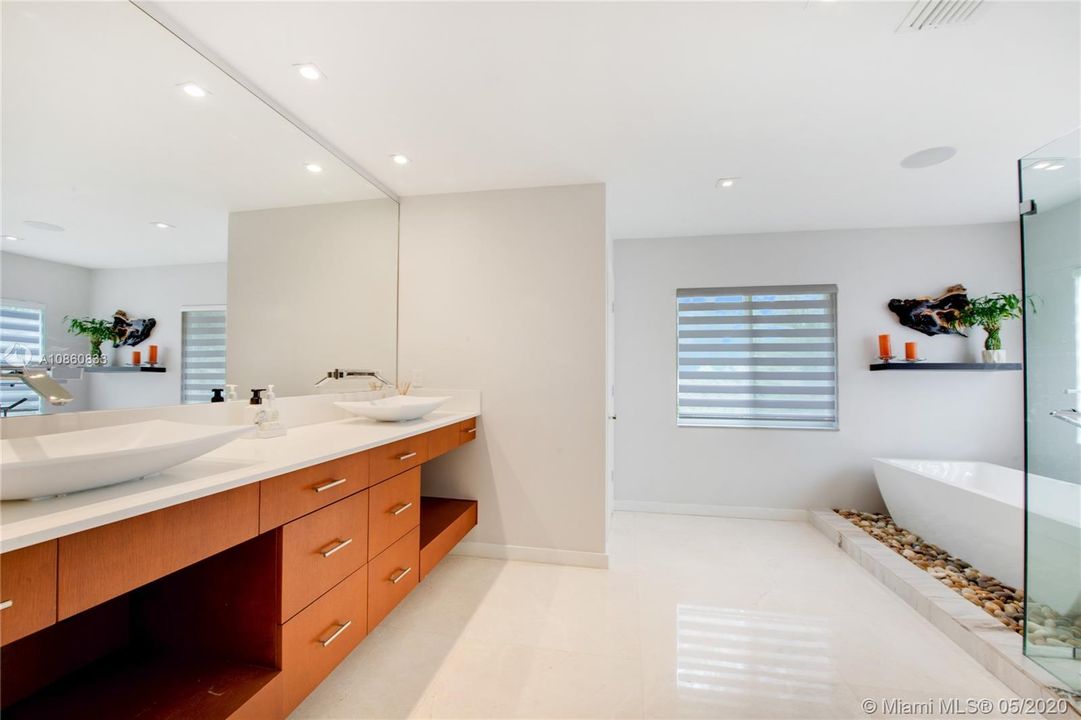 A Divine Master Bath