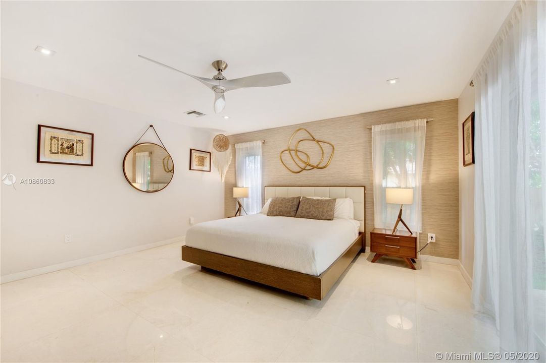 Magazine Quality Master Suite With Walk-In Closet