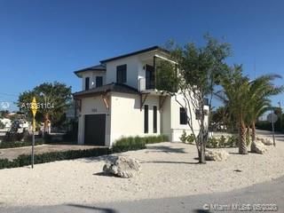 Недавно продано: $1,299,000 (4 спален, 4 ванн, 3010 Квадратных фут)