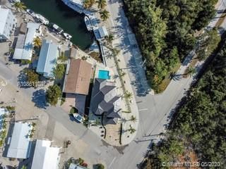 Недавно продано: $1,299,000 (4 спален, 4 ванн, 3010 Квадратных фут)