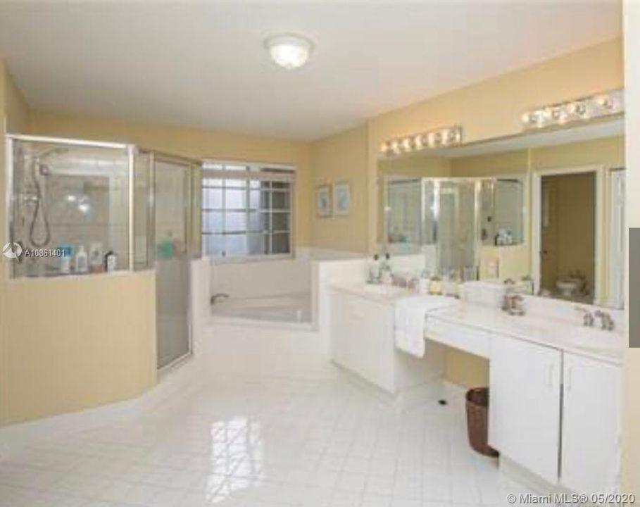 Recently Rented: $2,975 (4 beds, 3 baths, 2312 Square Feet)