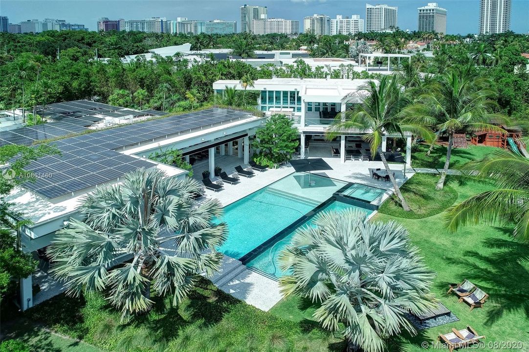 Recently Sold: $15,975,000 (9 beds, 8 baths, 7848 Square Feet)