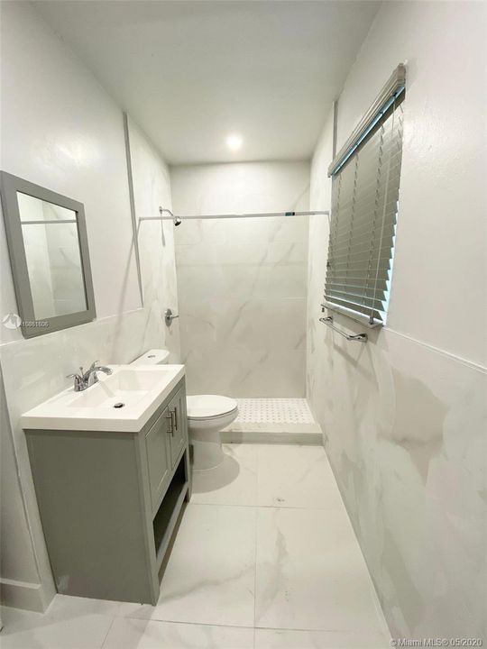 Недавно арендовано: $1,050 (0 спален, 1 ванн, 500 Квадратных фут)