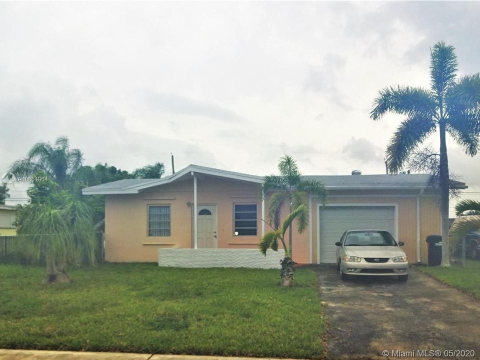 Recently Sold: $229,000 (3 beds, 1 baths, 1210 Square Feet)