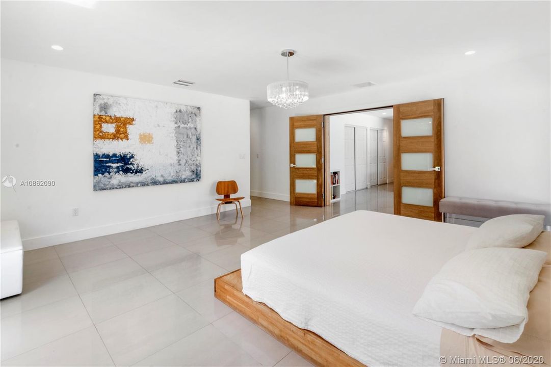 Recientemente alquilado: $8,000 (5 camas, 4 baños, 2763 Pies cuadrados)