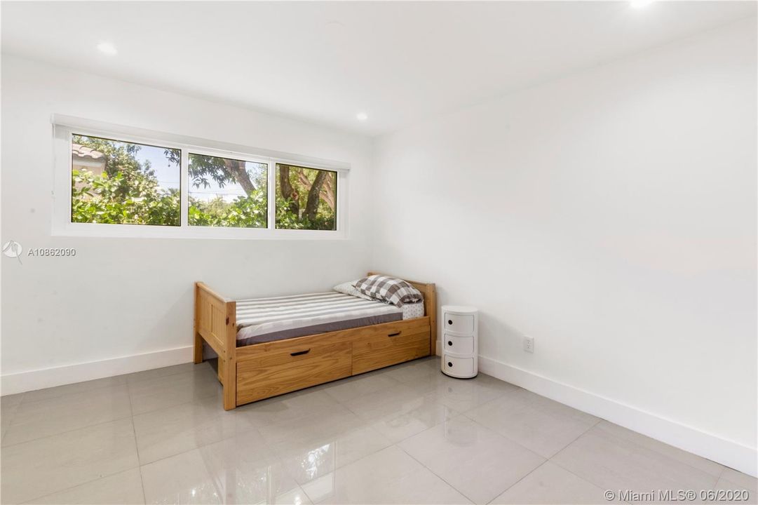 Recientemente alquilado: $8,000 (5 camas, 4 baños, 2763 Pies cuadrados)