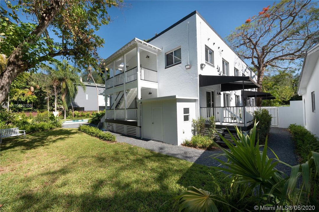 Recientemente alquilado: $2,500 (2 camas, 2 baños, 775 Pies cuadrados)