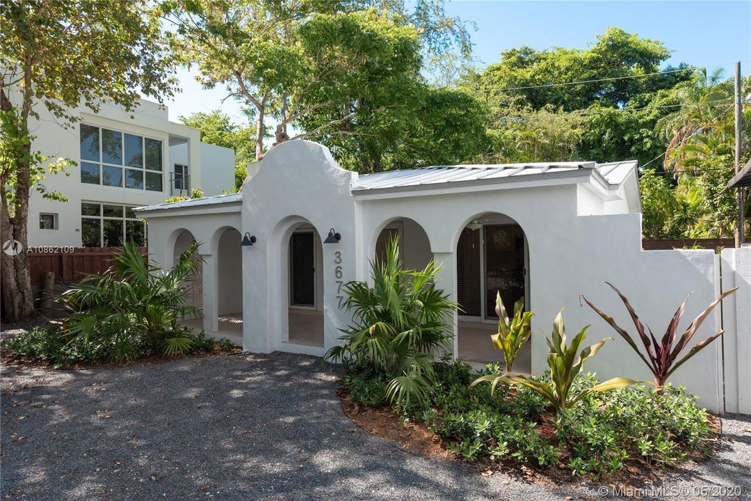 Recientemente alquilado: $2,500 (2 camas, 2 baños, 775 Pies cuadrados)