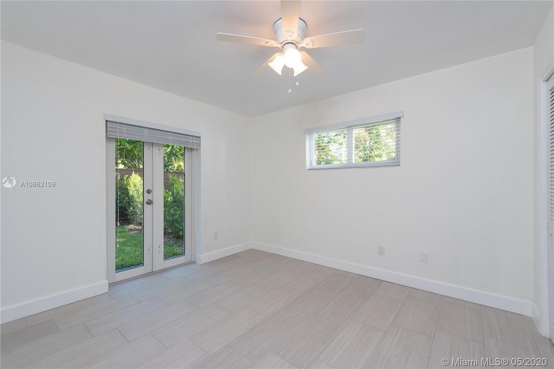 Recientemente alquilado: $2,500 (2 camas, 2 baños, 775 Pies cuadrados)