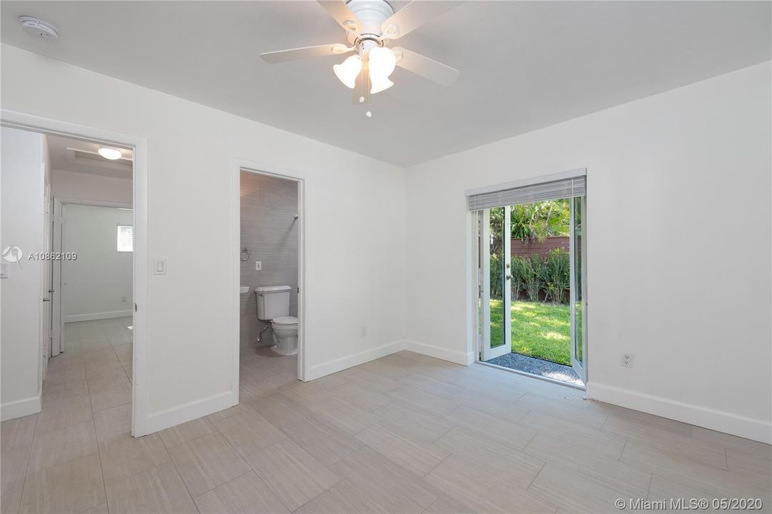 Recientemente alquilado: $2,500 (2 camas, 2 baños, 775 Pies cuadrados)