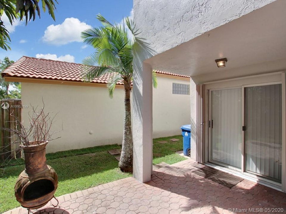 Recently Rented: $2,545 (3 beds, 2 baths, 1746 Square Feet)