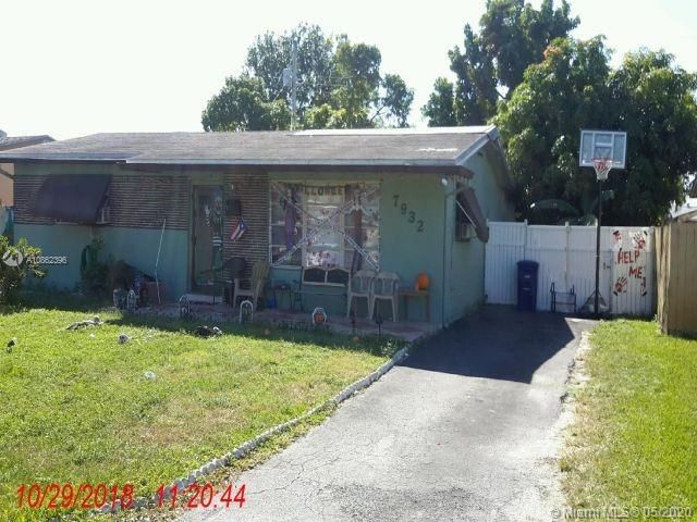 Recently Sold: $147,900 (2 beds, 1 baths, 1192 Square Feet)