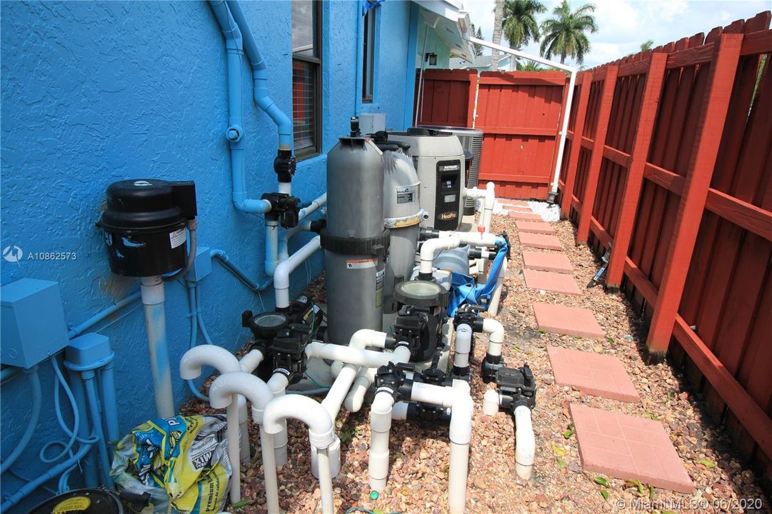 Vendido Recientemente: $410,000 (3 camas, 2 baños, 1457 Pies cuadrados)