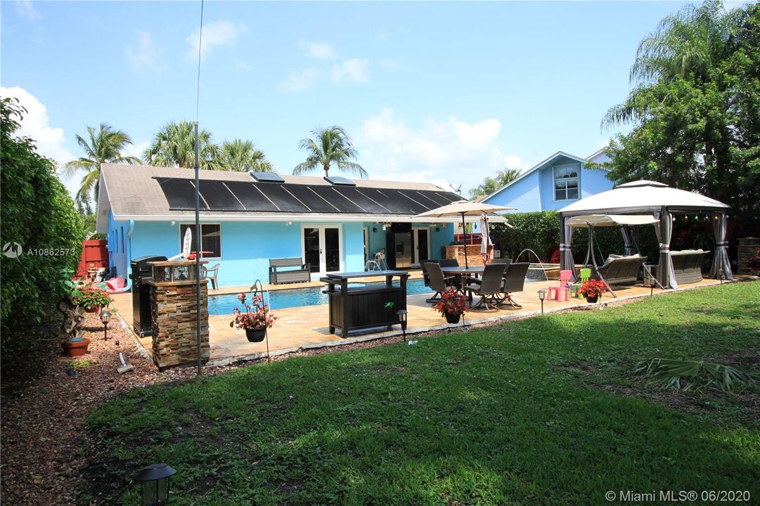 Vendido Recientemente: $410,000 (3 camas, 2 baños, 1457 Pies cuadrados)