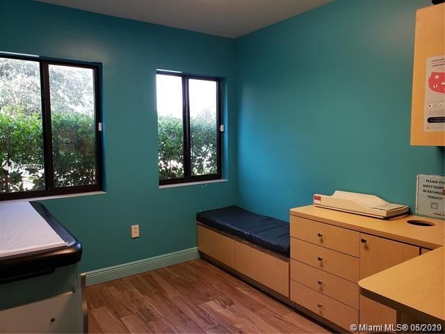 Vendido Recientemente: $950,000 (0 camas, 0 baños, 2788 Pies cuadrados)