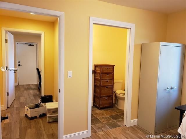 Vendido Recientemente: $950,000 (0 camas, 0 baños, 2788 Pies cuadrados)