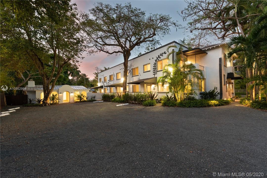 Recientemente alquilado: $1,850 (1 camas, 1 baños, 593 Pies cuadrados)