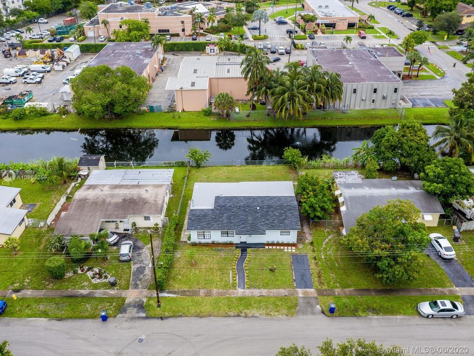 Недавно продано: $290,000 (5 спален, 2 ванн, 1813 Квадратных фут)