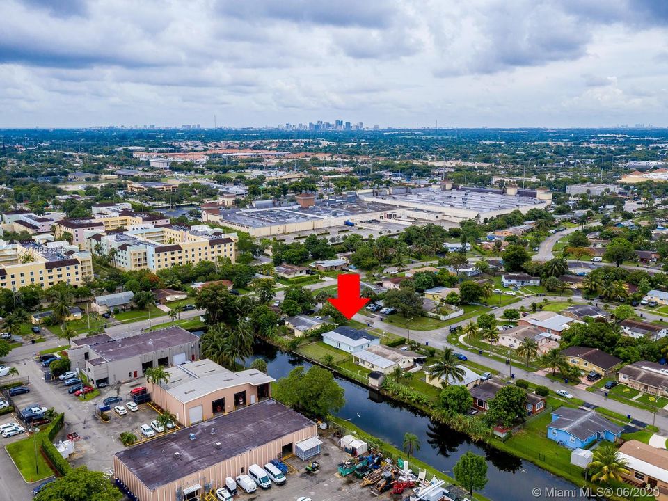 Недавно продано: $290,000 (5 спален, 2 ванн, 1813 Квадратных фут)