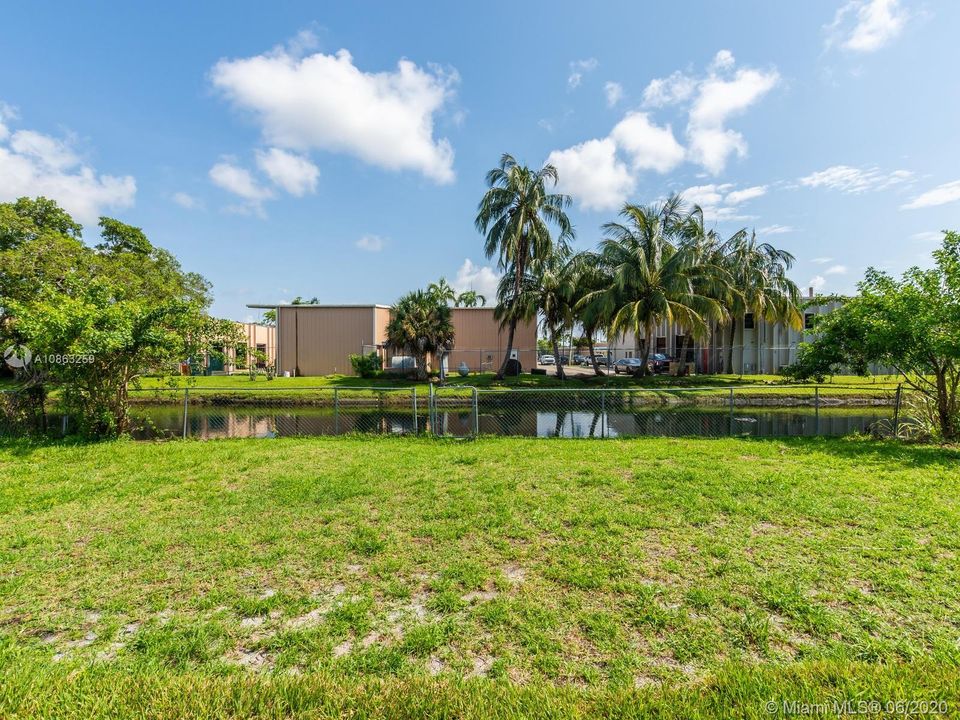 Недавно продано: $290,000 (5 спален, 2 ванн, 1813 Квадратных фут)