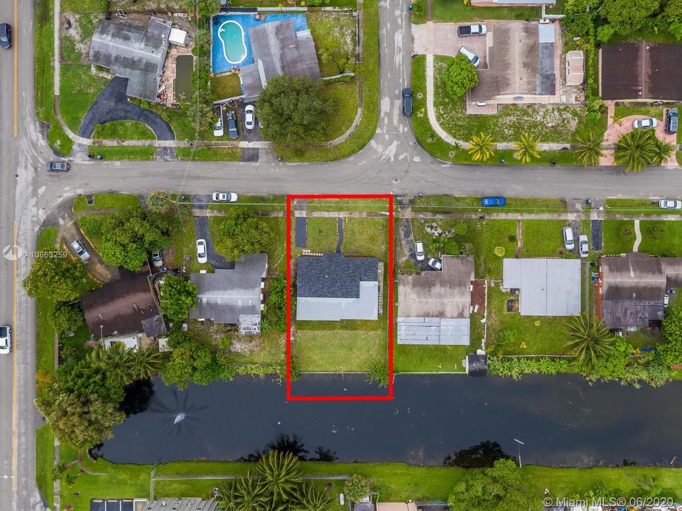 Недавно продано: $290,000 (5 спален, 2 ванн, 1813 Квадратных фут)