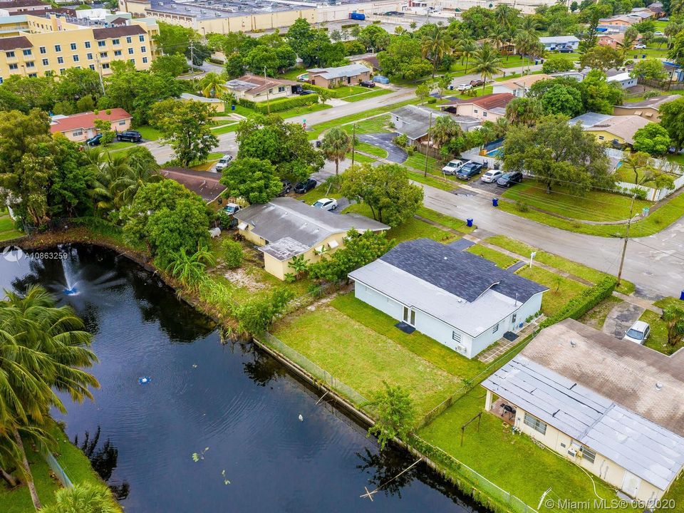 Недавно продано: $290,000 (5 спален, 2 ванн, 1813 Квадратных фут)