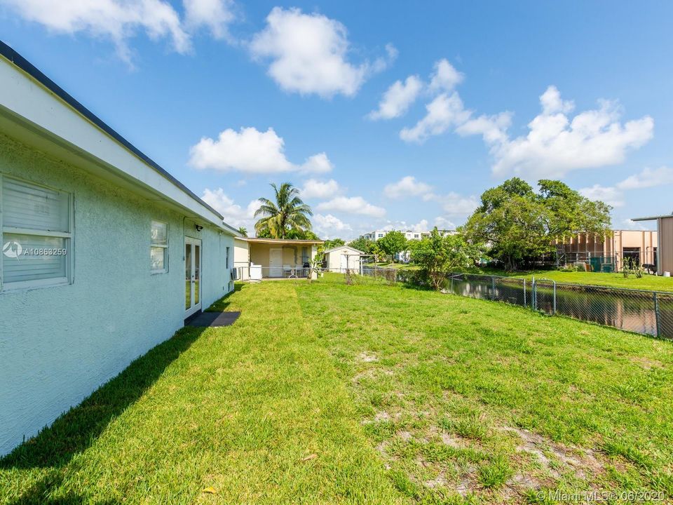 Недавно продано: $290,000 (5 спален, 2 ванн, 1813 Квадратных фут)