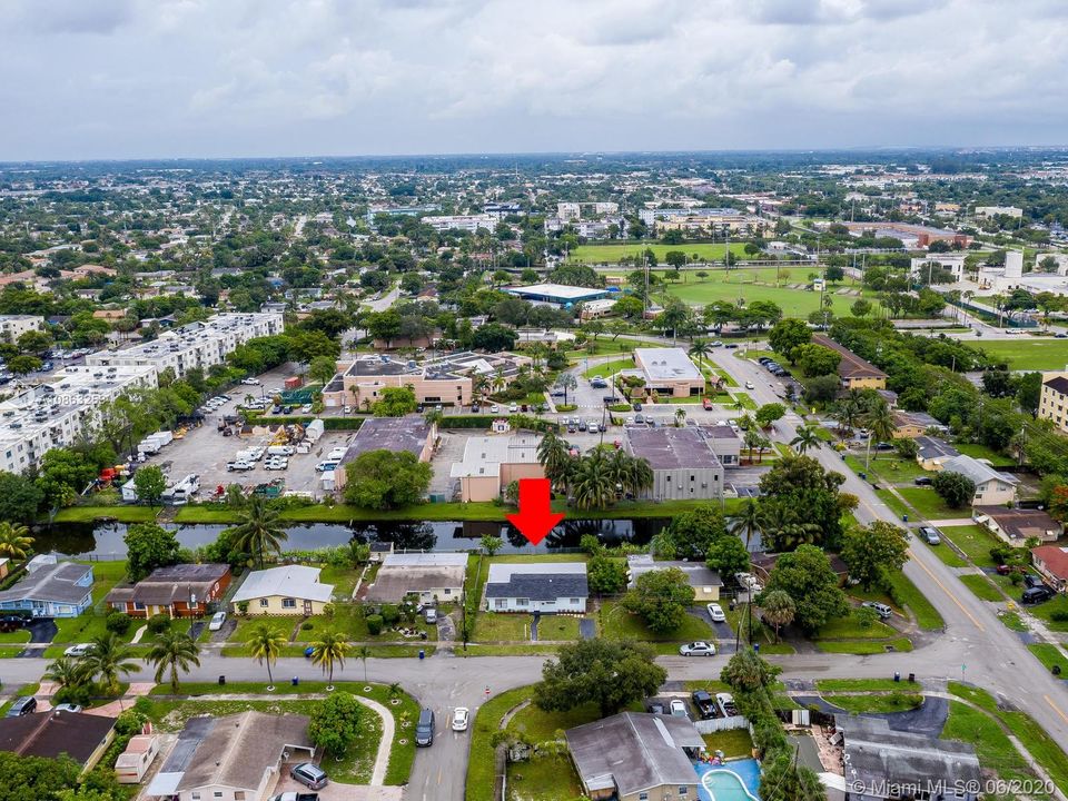 Недавно продано: $290,000 (5 спален, 2 ванн, 1813 Квадратных фут)