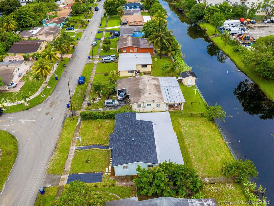 Недавно продано: $290,000 (5 спален, 2 ванн, 1813 Квадратных фут)